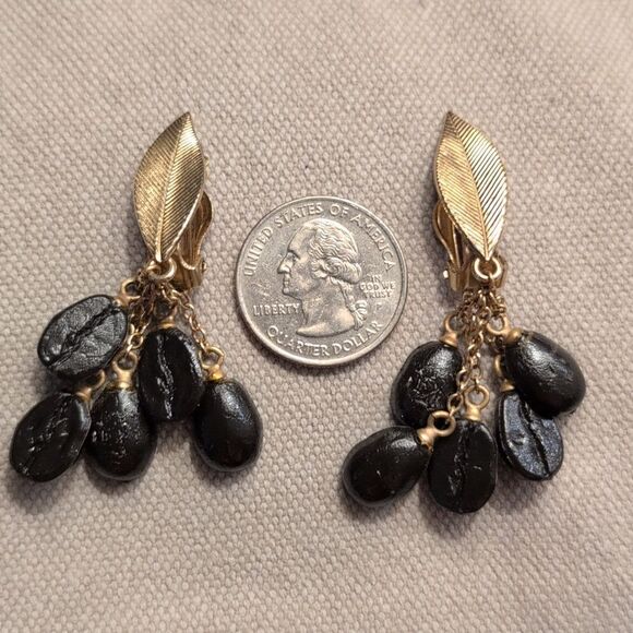 Vintage Clip On Gold Leaf and Black Bean Drop Earrings - Picture 10 of 10